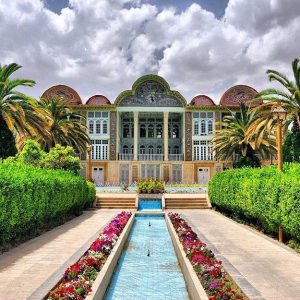 Persian Gardens: Feel 8 Persian Architecture and Exotic Paradises